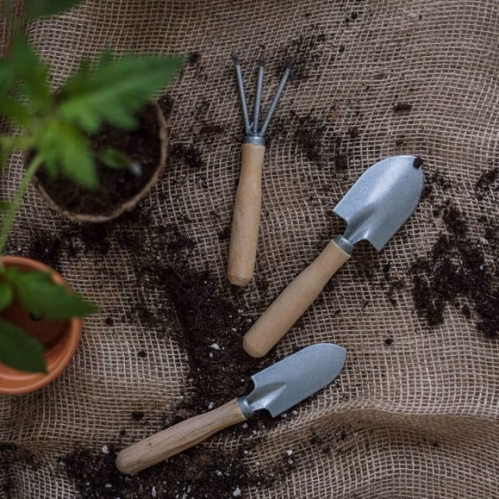 gardening tools